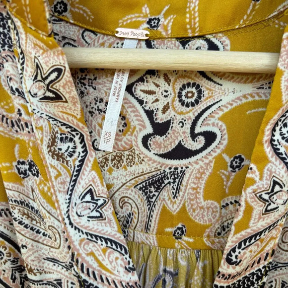 Free People Field of Butterflies Tunic Top Size XS - Picture 6 of 7